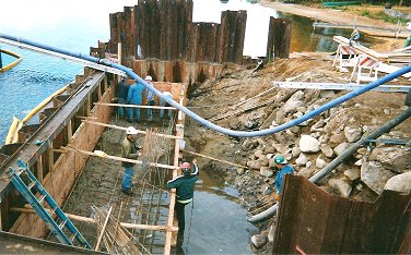 Demarke 6.jpg (41216 bytes)